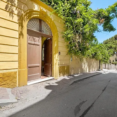 Charme Lipari (Isola Lipari)